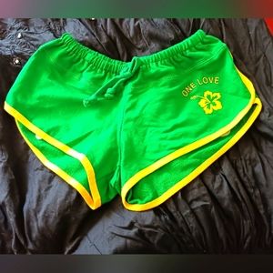 Green Jamaica OneLove shorts S